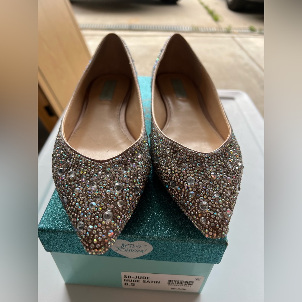 Betsey Johnson Rhinestone Flats, Reposh in great condition. item was too small.
